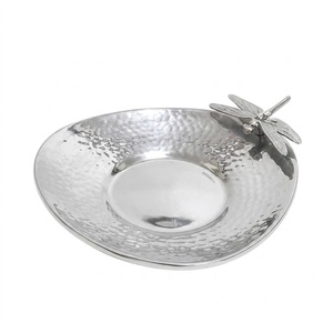 Bandeja de Metal Plateada de Diseño Elegante y Forma Personalizada, Bandeja de Servicio de Metal Creativa y de Calidad para Accesorios de Mesa Más Vendidos - Product Image 5