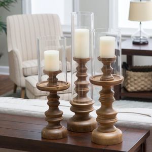 Trio de bougeoirs en bois hauts pour bougies hurricane avec abat-jour en verre, décoration intérieure élégante - Product Image 1