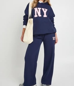 Conjunto Deportivo de Cuello Redondo para Mujer, Sudadera y Pantalones Casuales, Proveedor de Ropa al por Mayor de Marca Privada, Chándal con Ribetes - Product Image 2