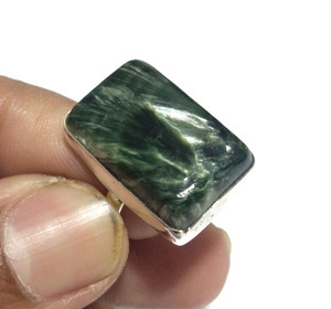 Bague en argent sterling 925 avec cabochon de séraphinite verte naturelle, faite à la main, style bohème, motif floral, pierre précieuse de caractère, troisième partie - Product Image 1