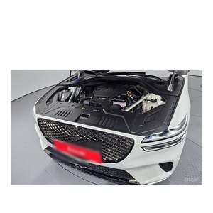 Genesis GV70 2024 2.5T Gasolina 24,626 km 2WD Caja de Cambios Automática Asientos de Cuero Volante a la Izquierda Cámara Trasera - Product Image 6