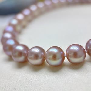 สร้อยคอมุกน้ำจืดทรงกลมออโรร่าธรรมชาติ ขนาด 9-10 มม. ตัวล็อคเงินแท้ S925 ปลอดสารกัมมันต์ - Product Image 3