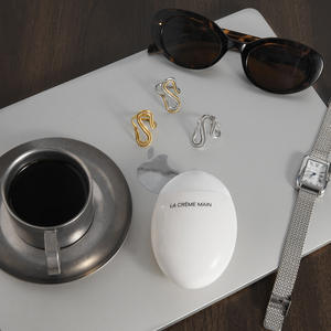 Anillo Minimalista Ajustable de Acero Inoxidable de Dos Tonos, Anillo de Oro PVD de 18K, Venta al Por Mayor - Product Image 2