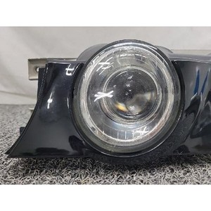 Conjunto de Faro Delantero Derecho Usado de 1996, Marca Dynasty, OEM 9212037700 - Product Image 2