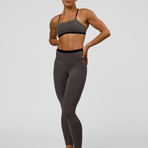 Leggings Deportivos de Alta Calidad para Mujer, Estilo Nuevo, Sin Costuras, Ligeros - Product Image 1
