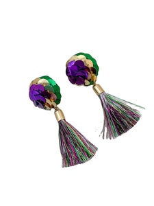 Christmas design best quality <b>red</b> and green coloured seed beaded embroidery handmade <b>earring</b> for girls from India - Product Image 4