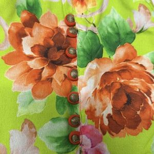 จั๊มสูทแขนกุดพิมพ์ลายทวิชา-สีเขียวมะนาวและสีส้ม - Product Image 3
