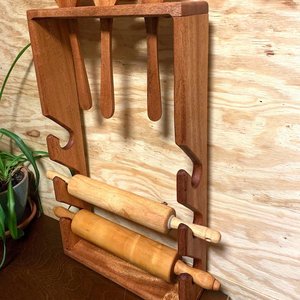 Traditional Wooden <b>Rolling</b> <b>Pin</b> for Baking and Cooking Applications - Product Image 4