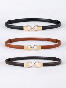 Cinturón minimalista de cuero para mujer con líneas limpias, ideal para opciones de vestuario sencillas y elegantes. - Product Image 5