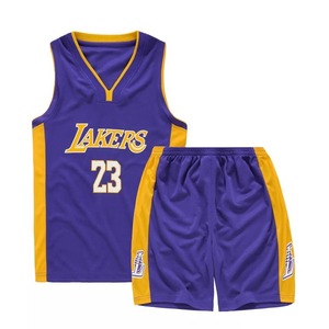 Nuevas llegadas: Pantalones cortos de baloncesto transpirables para hombre, en negro y rojo, uniforme de baloncesto 100% poliéster. - Product Image 4