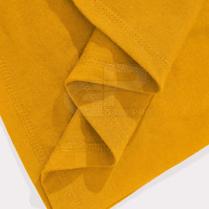 Camiseta de Fútbol de Algodón Premium con Efecto Desgastado, Manga Corta, Material Cómodo, Ajuste Perfecto para Deportes y Atuendos Casuales - Product Image 6