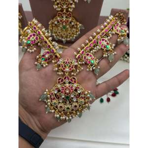 Indian Ethnic Gold Plated <b>Bridal</b> <b>Jewelry</b> <b>Set</b>-Padmavati Pachi Kundan Combo Necklace - Product Image 2