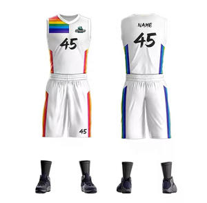 Camisetas y pantalones cortos de baloncesto personalizados de gran venta, ropa deportiva de fútbol 100% poliéster hecha en Pakistán - Product Image 1