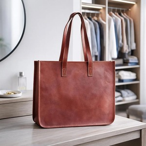 Sac à main élégant en cuir pour femme, idéal pour le bureau et l'usage quotidien, disponible en gros - Product Image 2