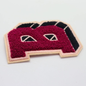 Patch brodé en chenille de luxe avec lettre B, applique personnalisée en forme de lettre pour vestes et vêtements de mode - Product Image 4
