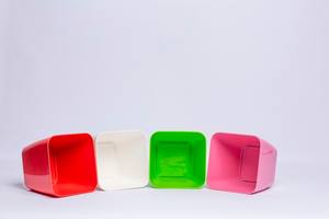 Pot de fleur carré en plastique de 13cm de haute qualité, durable et léger, résistant aux intempéries, idéal pour la maison, le balcon, le patio et les plantes de jardin - Product Image 4