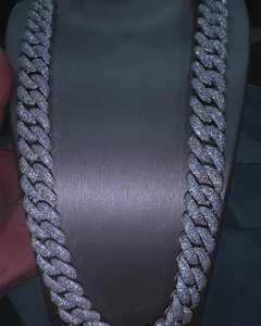 Cadenas cubanas personalizadas de 22 mm de ancho, estilo hip hop, con 4 filas de eslabones, chapadas en oro sobre plata de ley 925, con moissanita VVS, para colgantes y dijes. - Product Image 3