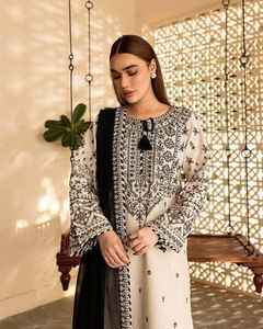 Kurta Kurti Clásica Blanca Vintage Ecológica con Cierre de Encaje y Botones, Vestidos Casuales de Uso Diario para Mujeres, Boutique Pakistaní - Product Image 2