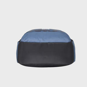 Sac à dos pour ordinateur portable Arctic Fox Grit en denim foncé - Oxford imperméable et PU avec blocage RFID, style décontracté moderne - Product Image 3