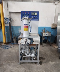 เครื่องย้อมผ้าแบบท่อแนวตั้ง IOGSON 380V ควบคุมอัตโนมัติด้วย PLC พร้อมอินเวอร์เตอร์ไดรฟ์ มอเตอร์เกียร์ ระบบทำความร้อนด้วยไอน้ำไฟฟ้า และถังโดซิ่ง - Product Image 1