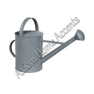 Regadera de plata moderna elegante, axioma, acentos para el hogar, acero metálico duradero artesanal para uso doméstico y en el jardín - Product Image 3