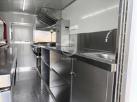 Remorque alimentaire remorquable durable pour hot-dogs, snacks et glaces, avec équipement personnalisé, cadre en aluminium résistant à la rouille