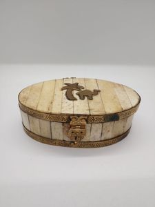 Classic Handcrafted Bone Jewelry Box Decorative Storage <b>Case</b> for Rings <b>Earrings</b> Necklace Box - Product Image 4