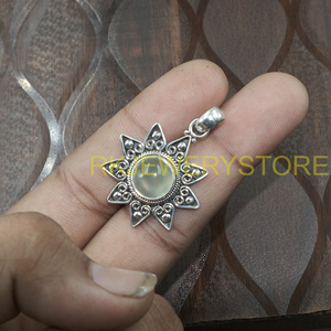 Colgante de prehnita verde hecho a mano, plata de ley 925, diseño de flor de sol, joyería vintage boho, regalo para mujeres, hombres y mujeres (unisex) - Product Image 6
