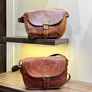 กระเป๋าคาดลำตัวหนังแท้ลายไม้สำหรับผู้หญิง, กระเป๋าหนังแท้สไตล์ตะวันตกที่เป็นเอกลักษณ์สำหรับผู้หญิง - Product Image 3