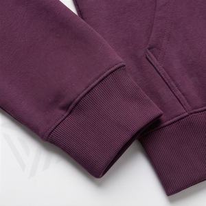 Hoodie surdimensionné élégant pour homme, design vintage délavé avec poche avant, confortable, personnalisable pour l'hiver. - Product Image 6