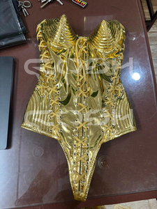 Sujetador Deportivo de PVC Metálico Dorado Brillante con Varillas de Acero, 100% Algodón, Copas Puntiagudas, Diseño con Cordones Laterales, Alta Compresión, Ecológico, para Uso Diario - Product Image 4