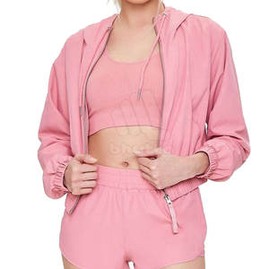 Ensemble décontracté pour femme : coupe-vent uni et short avec veste zippée intégrale, léger, écologique et respirant, idéal pour les voyages et le streetwear - Product Image 4