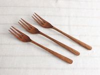 Ensemble de fourchettes à salade en bois écologiques à prix attractif - Design simple pour aliments et desserts à faible coût