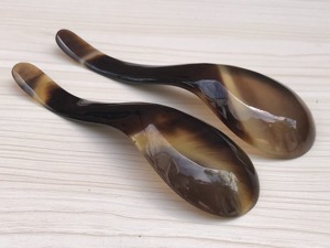 Nuevos y Elegantes Cubiertos de Cuerno Natural de Diseño para Restaurante, Juego de Cucharas de Cuerno de Búfalo Natural para Servir en la Mesa - Product Image 2