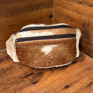 Vente en gros de sacs banane d'extérieur en cuir de vachette personnalisés à la mode Sacs de ceinture en cuir véritable pour le voyage, la randonnée et le cyclisme - Product Image 5
