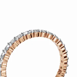 แหวนเพชรทรงกลม Eternity Band เพชรเลี้ยงในห้องปฏิบัติการ 28 เม็ด ทองคำโรสโกลด์ 10/14/18 กะรัต รับรองโดย IGI ความใส VVS หรูหราสำหรับผู้หญิง - Product Image 5
