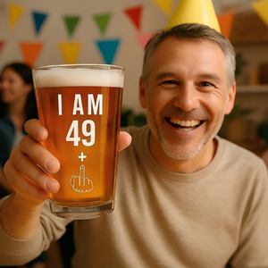 Vaso de Cerveza Soplado a Mano con Logotipo Personalizado al por Mayor, Copa de Vino con Diseño de Balón de Fútbol, Juego de Vasos de Cerveza Baratos, Vaso de Cerveza Transparente - Product Image 2