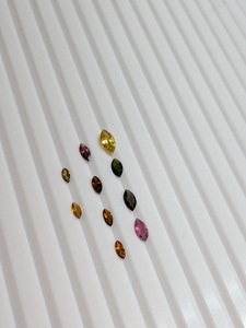 พลอยทัวร์มาลีนธรรมชาติ AJ Gems รูปทรงมาร์คีส์ หลากสี เขียว ชมพู เหลือง ส้ม ขนาด 2x5-3.5x7 มม. เปลี่ยนสีได้ เหมาะสำหรับทำเครื่องประดับ - Product Image 6