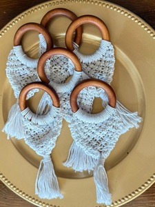 Elegante Anillo Porta Servilletas de Macramé, Ideal para Decoración de Mesas en Vacaciones, Fiestas en la Playa y como Adorno para Mesas en Restaurantes de Mariscos - Product Image 4