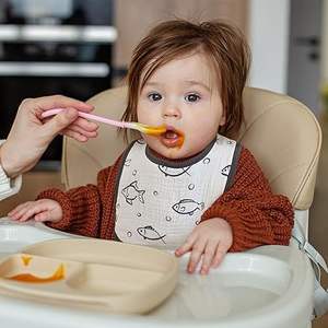 Ensemble de 3 bavoirs pour bébé en mousseline de bambou 100% - Écologiques, hypoallergéniques, imprimés neutres - Product Image 2