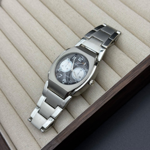 นาฬิกาควอทซ์สองสีสำหรับคู่รัก, นาฬิกาข้อมือหรูหราหลายหน้าปัด, นาฬิกาแฟชั่นสายเหล็กสีเงินและสีทองสำหรับผู้ชายและผู้หญิง - Product Image 5