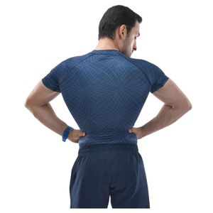 T-shirt de sport bleu marine pour homme, manches courtes, col rond, texture texturée, coupe ajustée, idéal pour la gym, l'entraînement, la course et les activités sportives. - Product Image 6