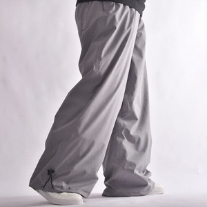 Pantalones de nieve impermeables grises reflectantes personalizados con cordón ajustable en la cintura y forro interior polar cálido - Product Image 1