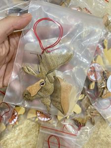 Llavero/Imán/Adorno Personalizado de Acero Inoxidable y Madera - Regalo de Navidad Duradero y Artesanía en Madera de Vietnam - Product Image 4