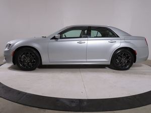 รถคริสเลอร์ 300 ทัวริ่ง L AWD ปี 2022 มือสอง สภาพดี - Product Image 2