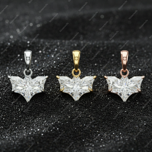 Pendentif en forme d'ailes de chauve-souris de luxe personnalisé, serti de diamants Moissanite, en argent sterling 925 plaqué or, charme solitaire, bijou pour femme - Product Image 3