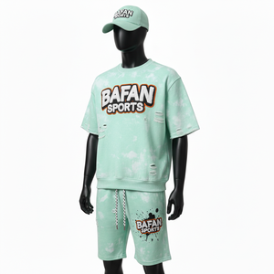 ชุดเซ็ตเสื้อสเวตเชิ้ตและกางเกงขาสั้นผ้าฟลีซผสมคอตตอนโพลีเอสเตอร์พรีเมียม สีเขียว ย้อมสี ให้สัมผัสนุ่ม พร้อมปักโลโก้ตามสั่ง - Product Image 5