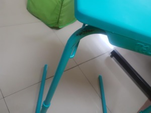 Multipurpose Metal <b>Height</b> <b>Adjustable</b> Display Stand Laptop <b>Desk</b> Mat <b>Desk</b> for Retail Stores - Product Image 4