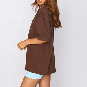 Camiseta de Alta Calidad para Mujer en Tallas Grandes con Bordado y Plumas, 100% Algodón Orgánico - Product Image 4