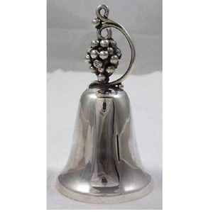 Latest Design Leaf Shaped Aluminum Bell Silver Polished For Indoor <b>Decor</b> For Gifting For Traditional Use For <b>Office</b> <b>Decor</b> - Product Image 4